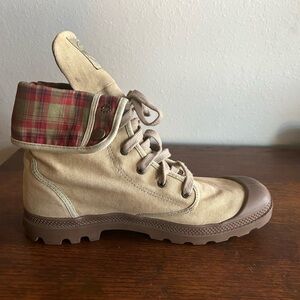 Palladium Khaki Canvas Red Plaid High Top Lace Up Combat Hightop Boot Size 10.5